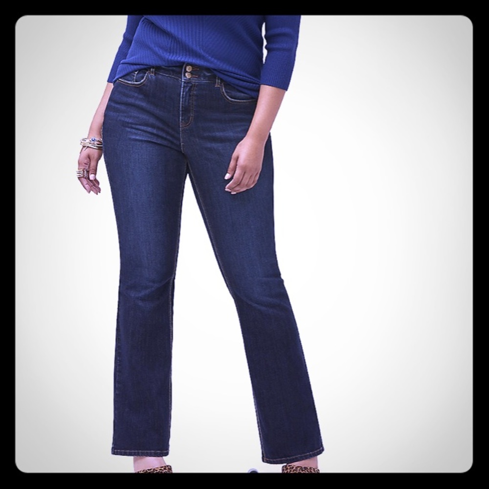 Lane Bryant NWT Sz 20 Av  low rise boot cut jean